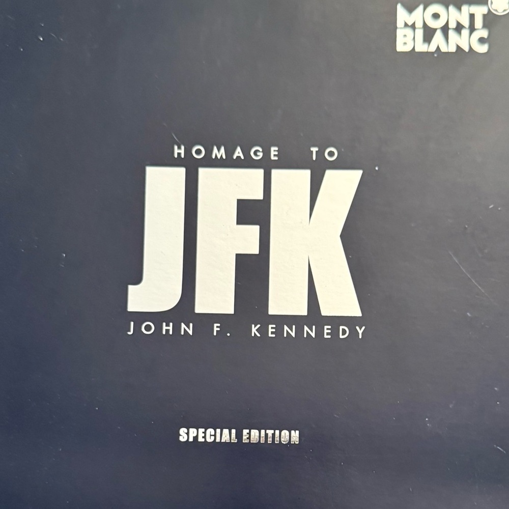 Montblanc JFK Homage Special Edition Box in Navy and White